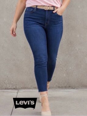 22W Levi’s Wedgie Skinny Plus Size Ankle Length High-Rise Dark Blue Jeans